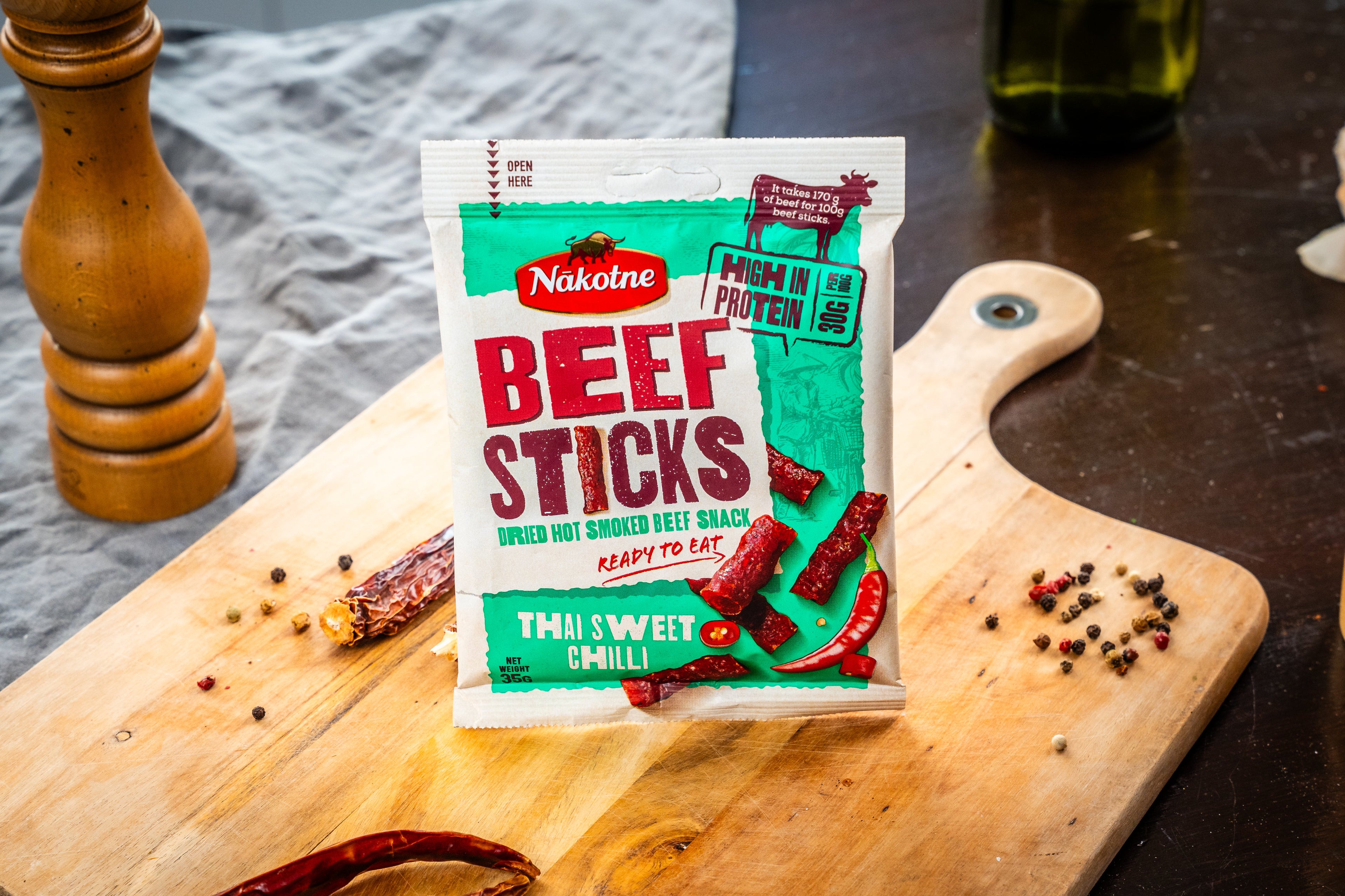 NAKOTNE BEEF STICKS THAI SWEET CHILLI — pack front