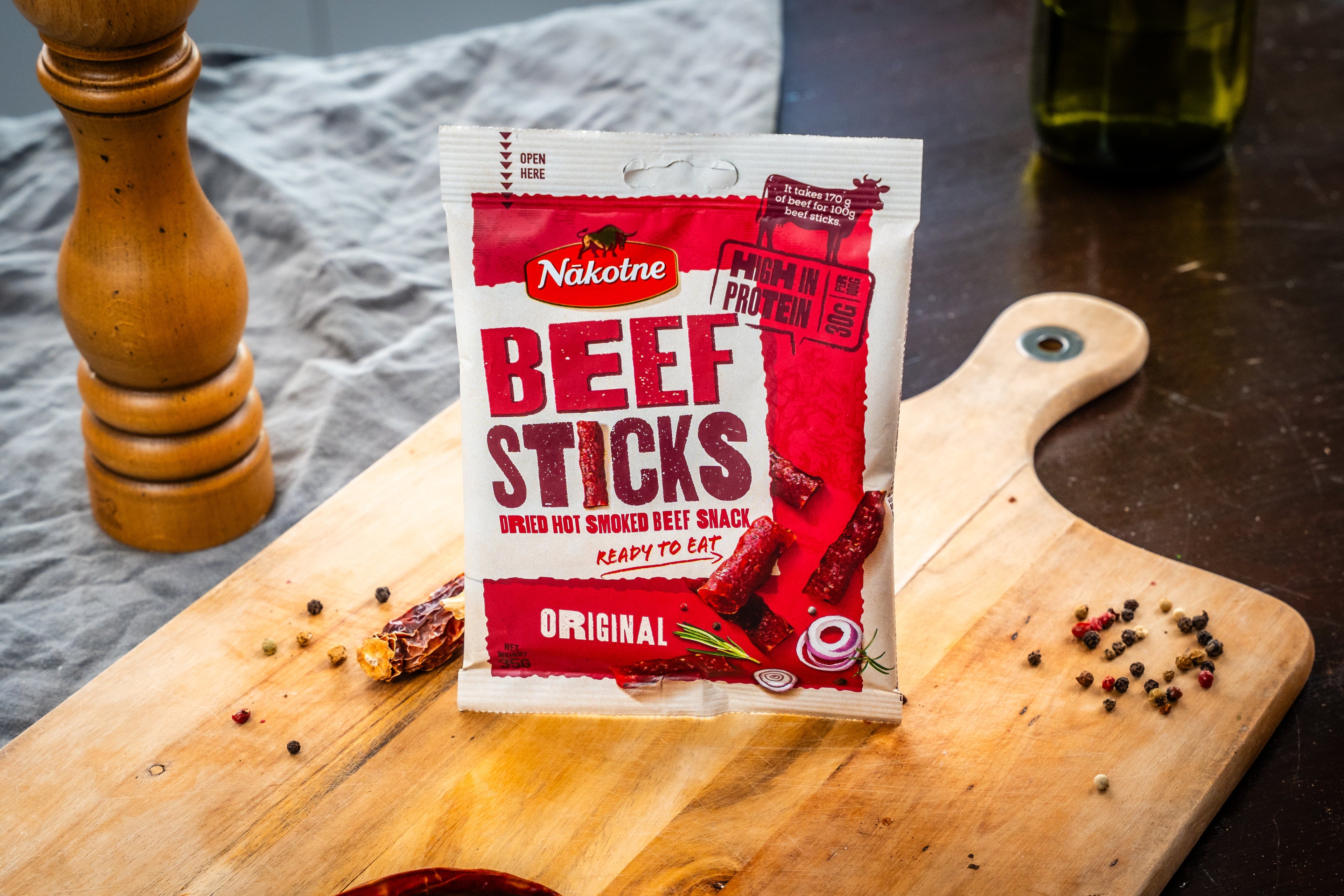 NAKOTNE BEEF STICKS ORIGINAL — pack front
